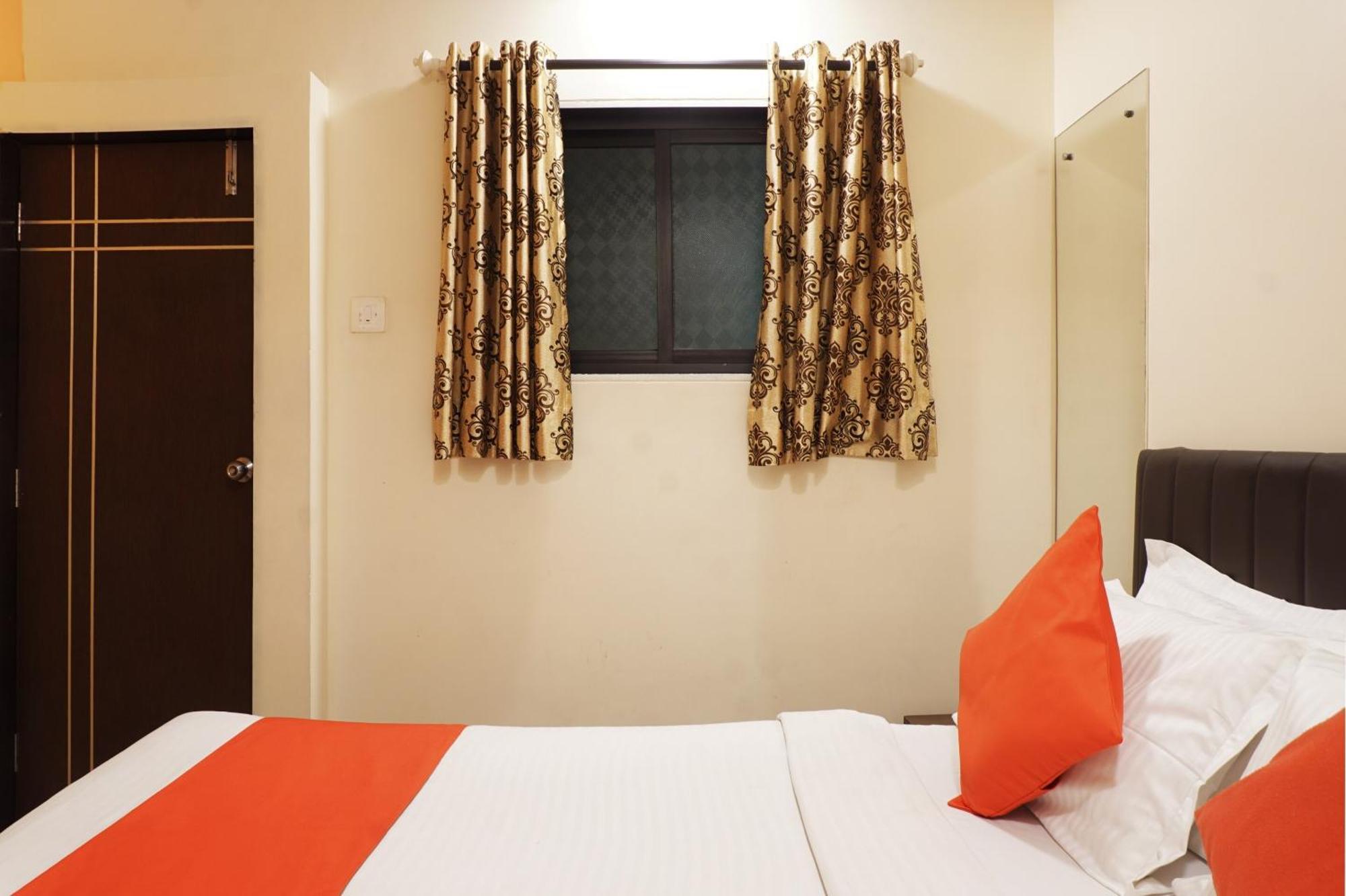 Oyo Hotel Paradise Bombay Exterior foto